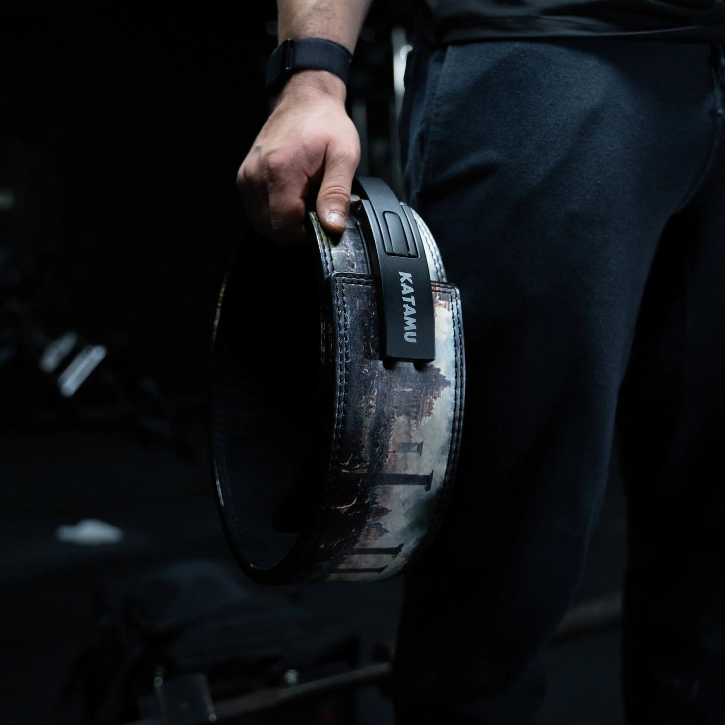 Fall of Rome Lever Belt